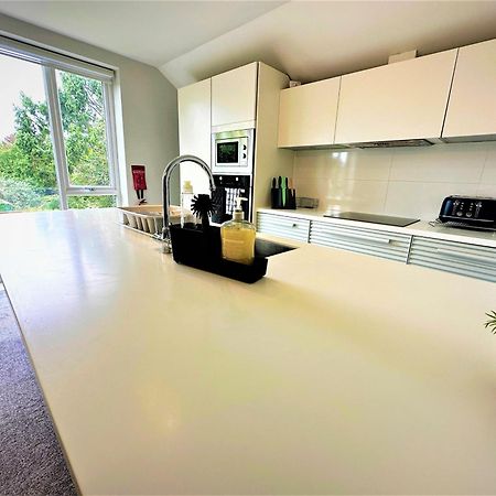 Horizon House, Modern 2-Bedroom Flat 2, Parking, Netflix, Oxford Esterno foto