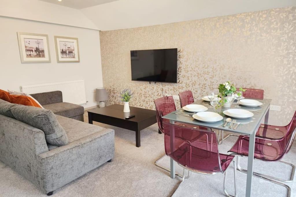 Horizon House, Modern 2-Bedroom Flat 2, Parking, Netflix, Oxford Esterno foto