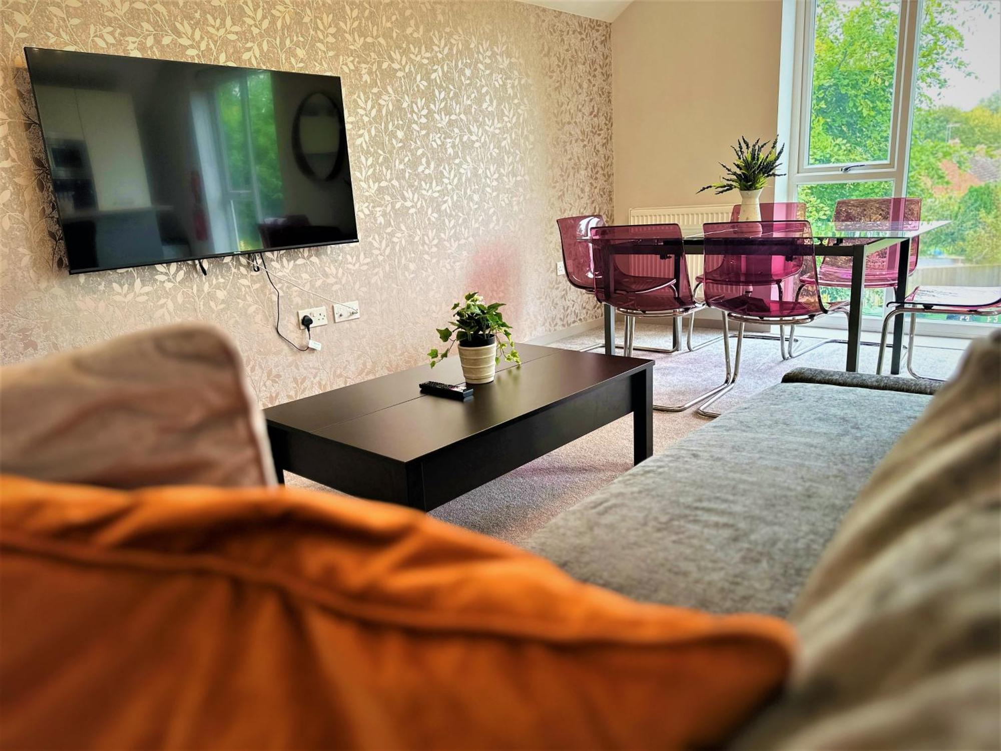 Horizon House, Modern 2-Bedroom Flat 2, Parking, Netflix, Oxford Esterno foto