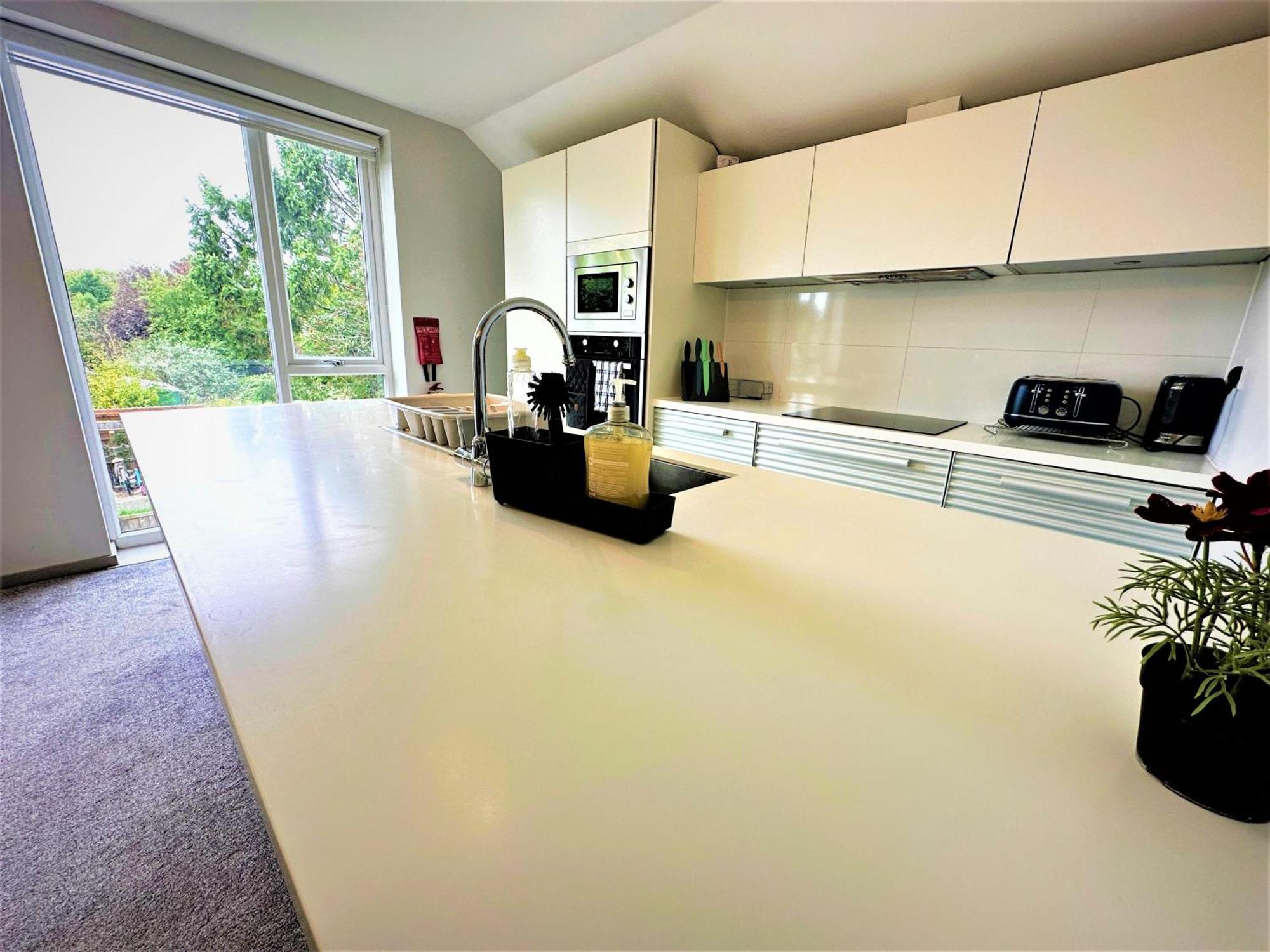Horizon House, Modern 2-Bedroom Flat 2, Parking, Netflix, Oxford Esterno foto